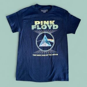 NWOT Unsexed Pink Floyd Shirt